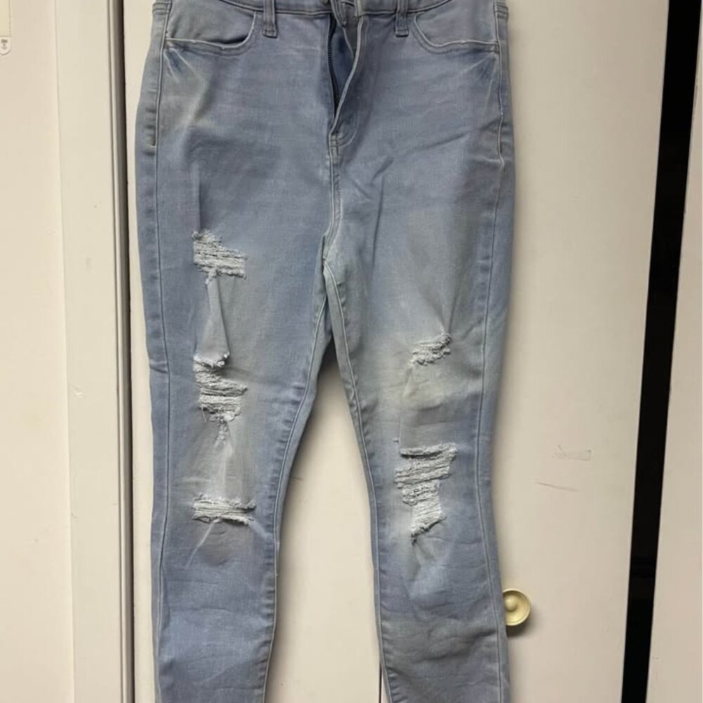 SO Juniors size 11 waist 30 High Rise Crop Jeggings Light Denim